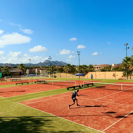 Tirreno Курортный комплекс 4*